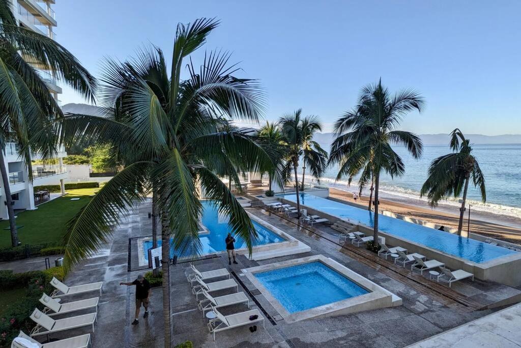 Harbor 13008A Artistic Beachfront Studio By Moikkarentals Puerto Vallarta Bagian luar foto
